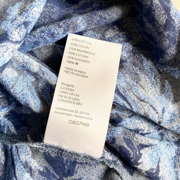 ANTHROPOLOGIE "PILCRO"- Scoop Neck T-Shirt - Picture 12 of 15